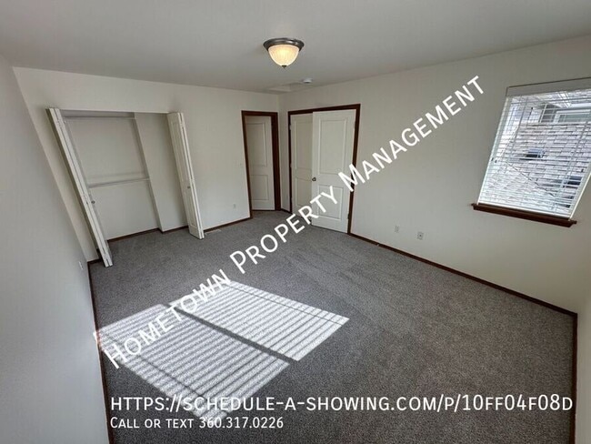 Building Photo - 520 Yauger Way NW