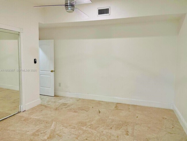 Building Photo - 12300 Old Cutler Rd