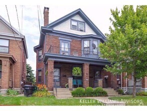 Building Photo - Large 1-2BR apartment in great house on Fa...