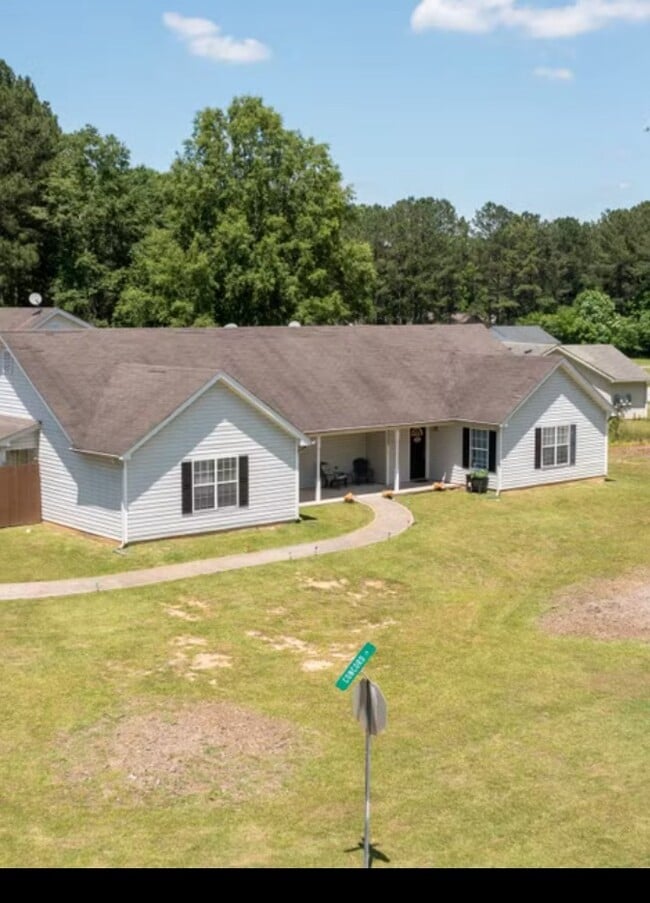 Building Photo - 8837 Freedom Way