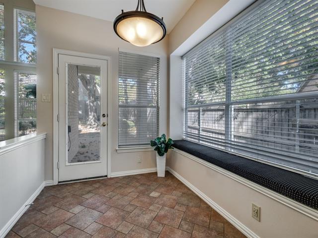 Building Photo - 3604 Everton Dr