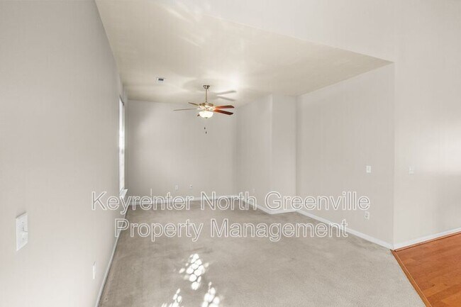 Building Photo - 116 Bascom Ct