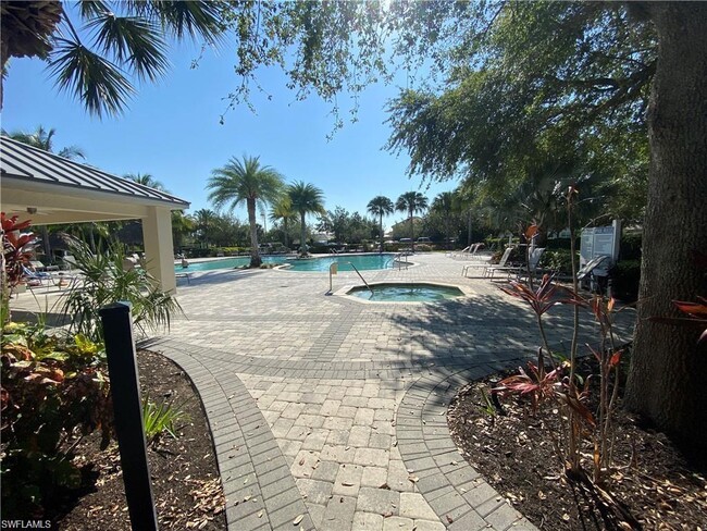 Building Photo - 2061 Tamarron Ln
