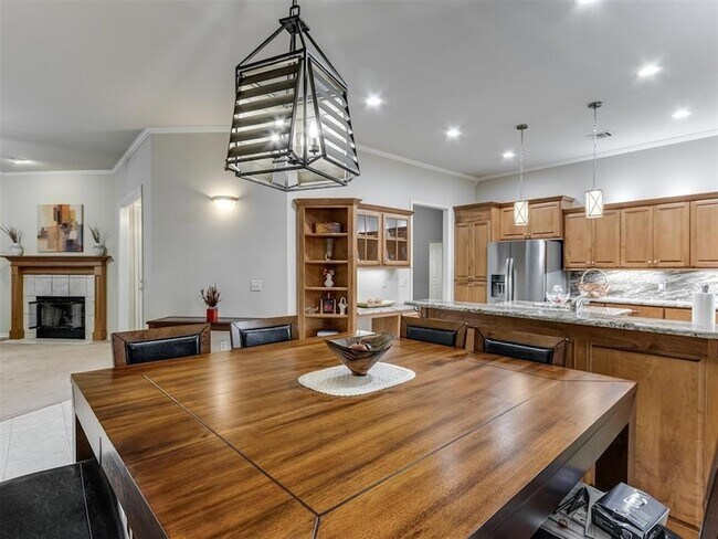 Building Photo - 15400 Swallowtail Rd