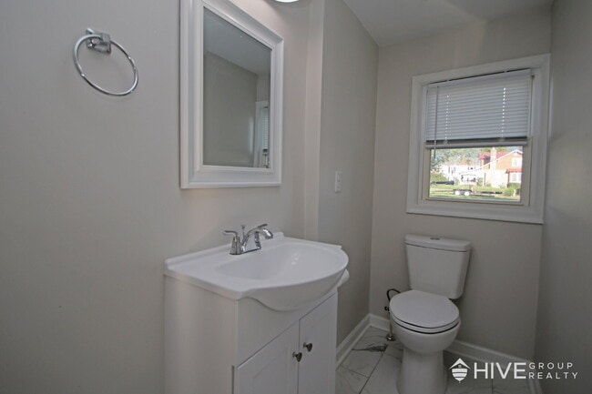Building Photo - Fully Remodeled Home with Detached Garage ...