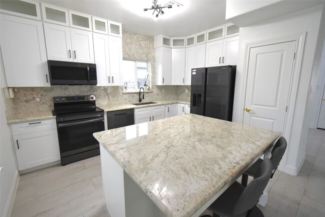 Primary Photo - 42 County Rd-5102L