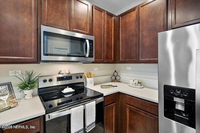 Building Photo - 12926 Ludo Rd