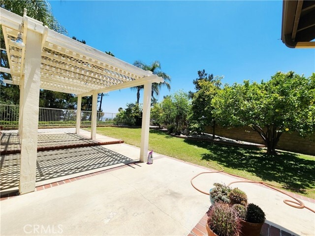 Building Photo - 227 Cll Concordia