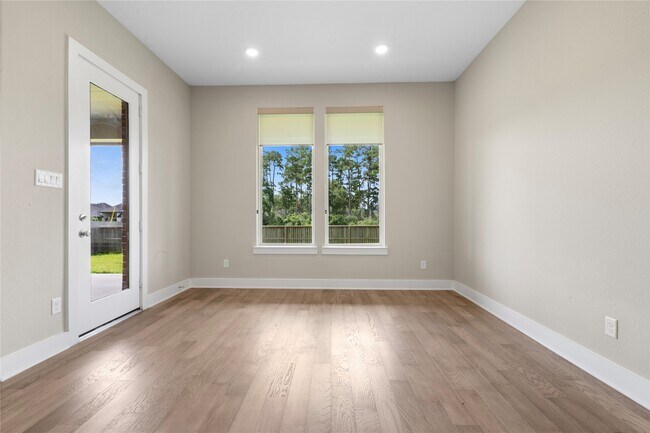 Building Photo - 24815 Pavonia Lake Ln