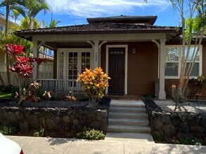 Building Photo - Join the Hawaii Kai Peninsula Neighborhood!