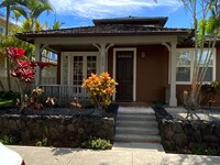 Building Photo - Join the Hawaii Kai Peninsula Neighborhood!