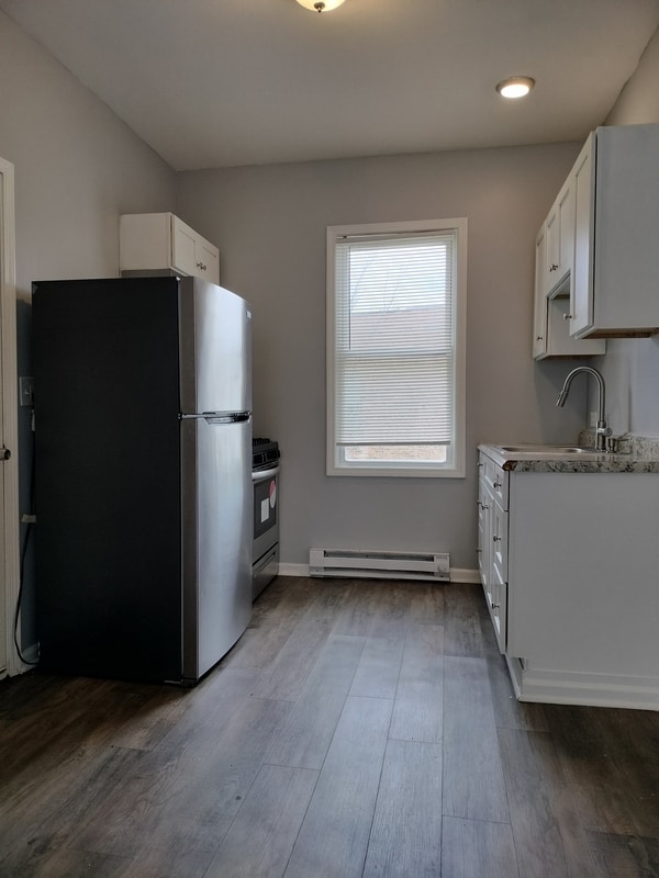 Building Photo - 6601 S Green St