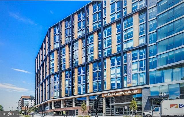 Building Photo - 2120 Vermont Ave NW