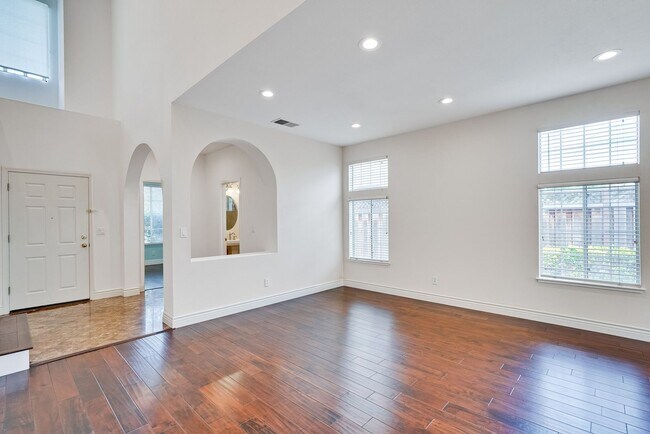 Building Photo - Luxury 5BR North San Jose Home | 2,680 Sq. Ft. | Minutes to BART, Levi's Stadium & Silicon Valley...