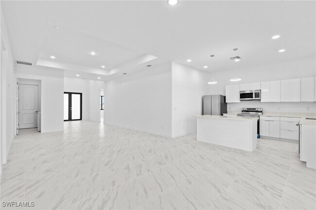 Building Photo - 1114 El Dorado Blvd N