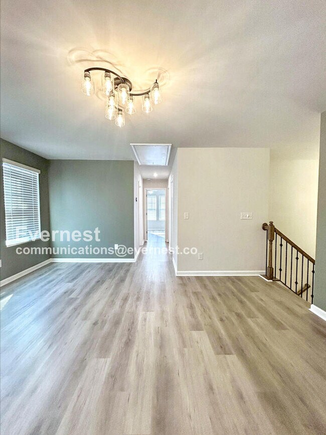 Building Photo - 9226 Northfield Crossing Dr