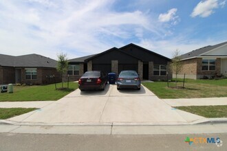 Building Photo - 1209 Lehmann Dr