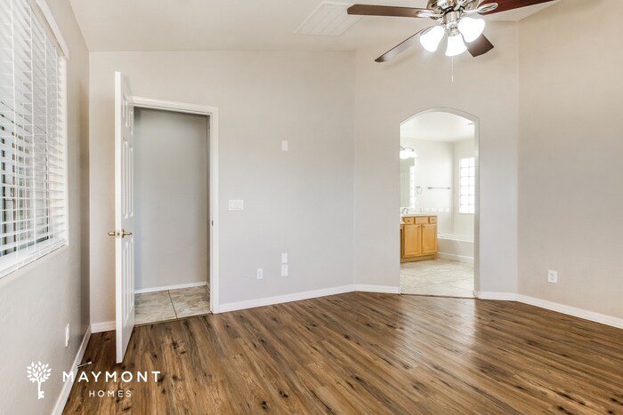 Building Photo - 6518 W Red Fox Rd