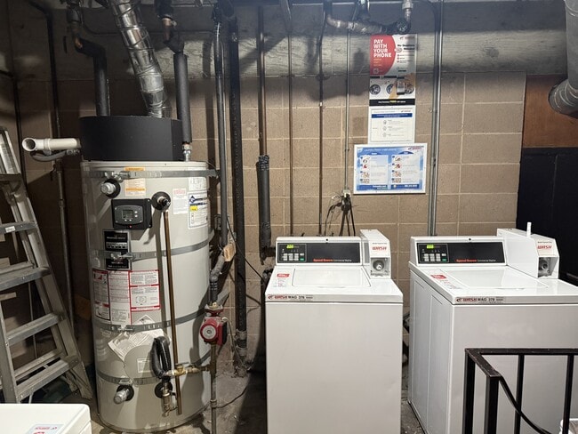 Building Photo - 2632 Warring St