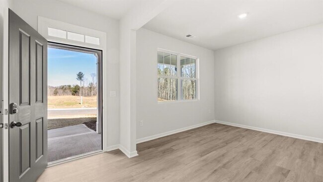 Building Photo - 2907 Daxton Ln