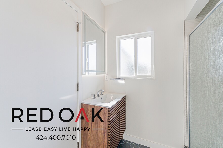 Building Photo - 6626 Darby Ave