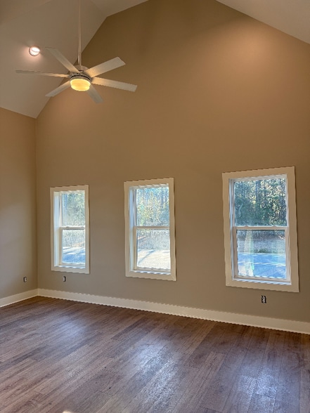 Building Photo - 613 Bowsertown Rd