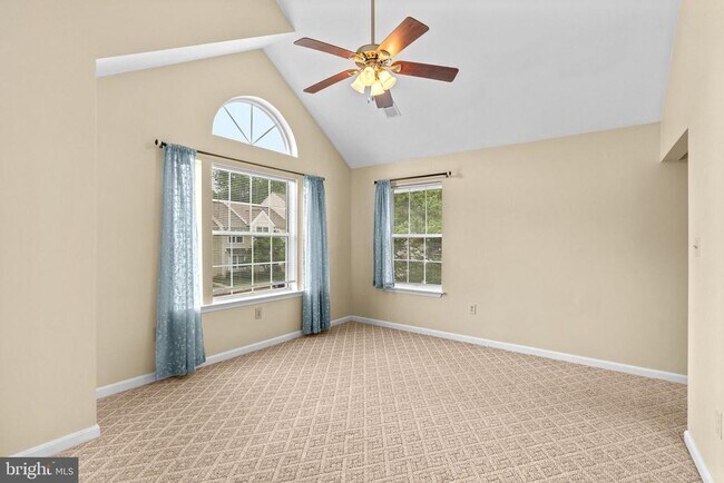 Building Photo - 8540 Harvest View Ct