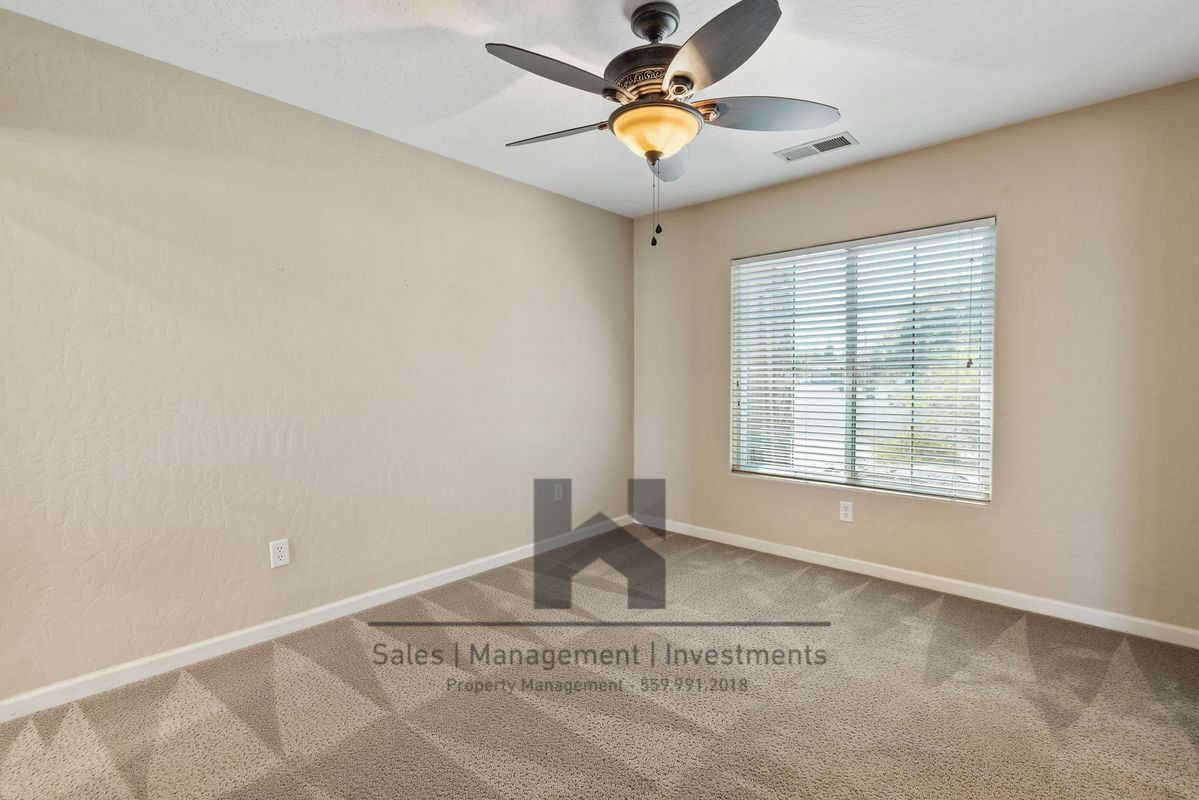 Building Photo - 2756 Sauvignon St