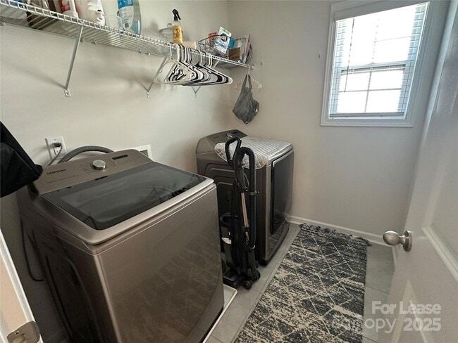 Building Photo - 3025 Burnello Ct