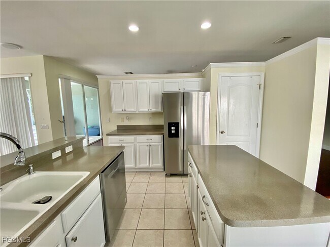 Building Photo - 13348 Bristol Park Way