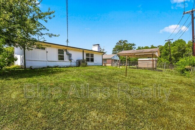Building Photo - 6008 Golden Gate Dr