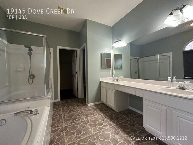 Building Photo - 19145 Dove Creek Dr