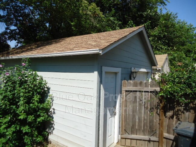 Building Photo - 1705 Arcadian Ave