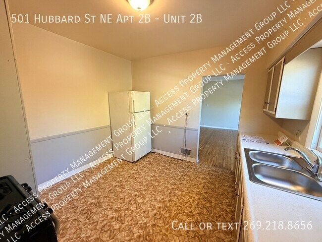Building Photo - 501 Hubbard St NE