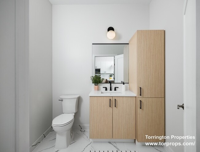 Building Photo - 289 Walk Hill St