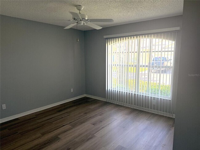 Building Photo - 2217 Brookfield Greens Cir