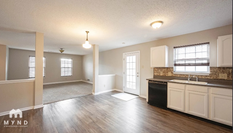 Building Photo - 12632 Endurance Dr