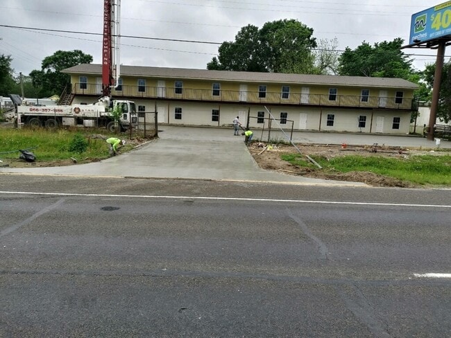 Building Photo - 4167 N Twin City Hwy