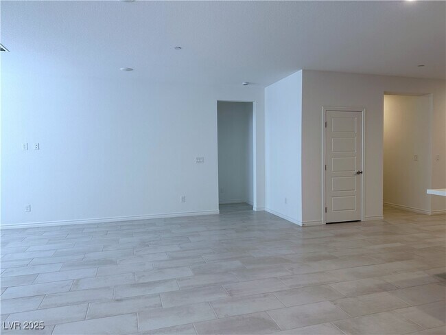 Building Photo - 3495 Lamberto Clf Wy