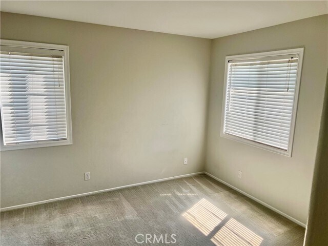 Building Photo - 140 Cherrybrook Ln