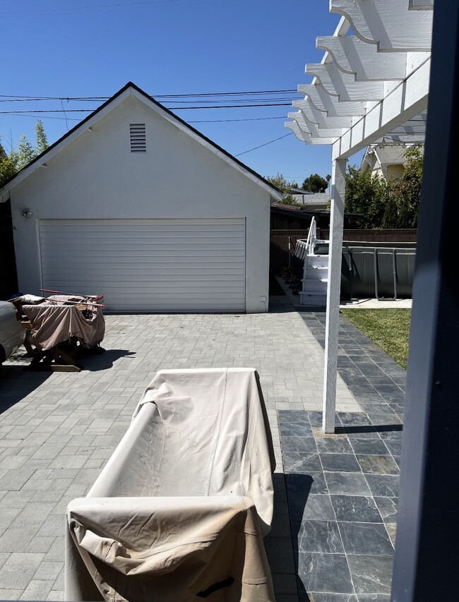 Building Photo - 4177 Halldale Ave