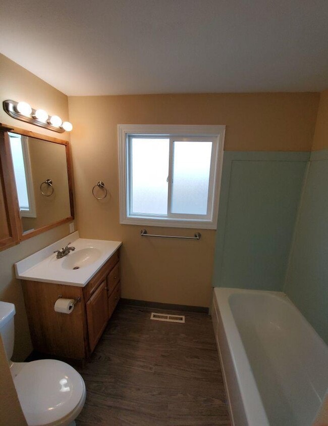 Building Photo - 2 bedroom in Billings MT 59102