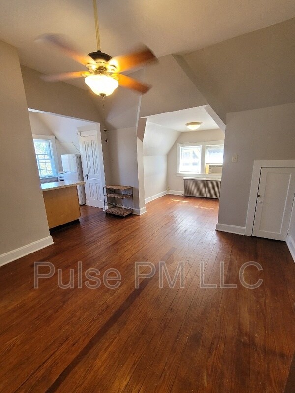 Building Photo - 634 Greenup St