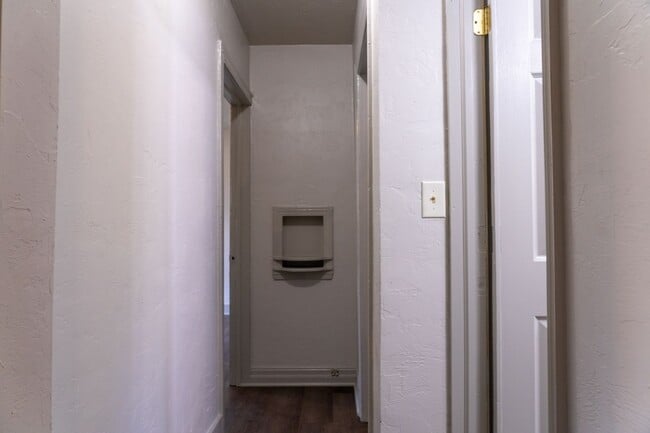 Building Photo - CHECK OUT this 3 bedroom in OKC! - FULLY R...