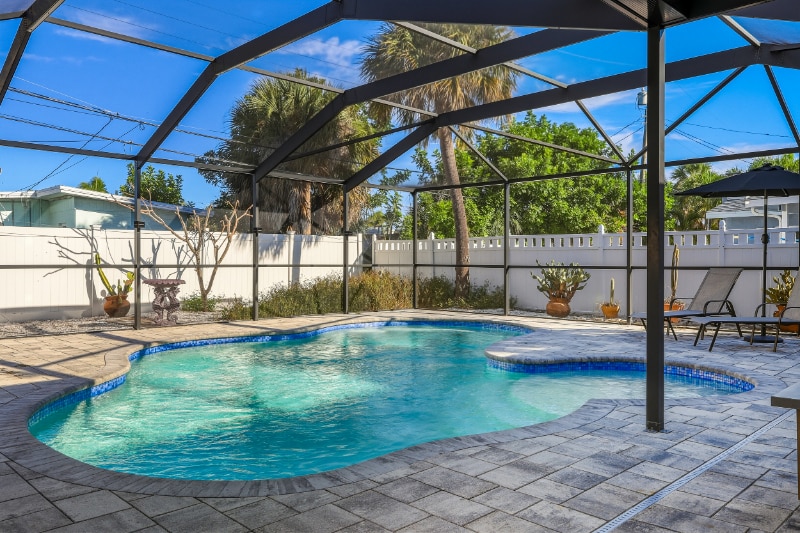 Building Photo - 463 85th Ave