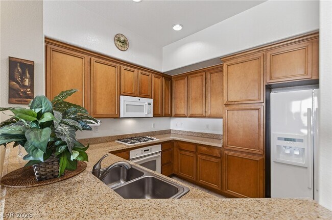 Building Photo - 62 E Serene Ave