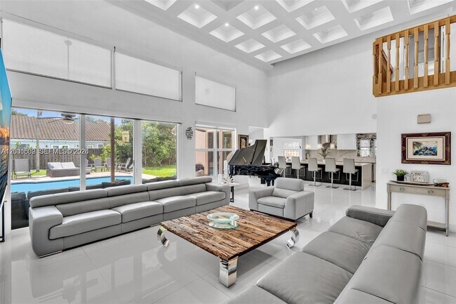 Building Photo - 3877 Bimini Ave