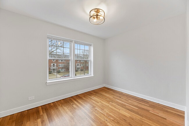 Building Photo - 132 Ridge Ave