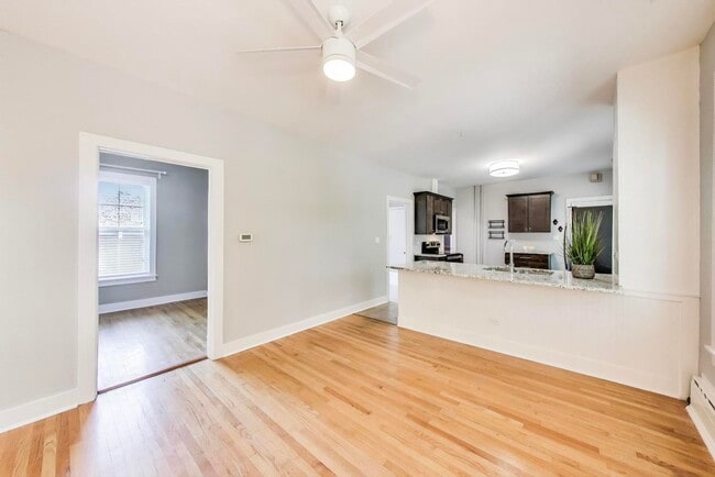 Building Photo - 549 Ridge Rd