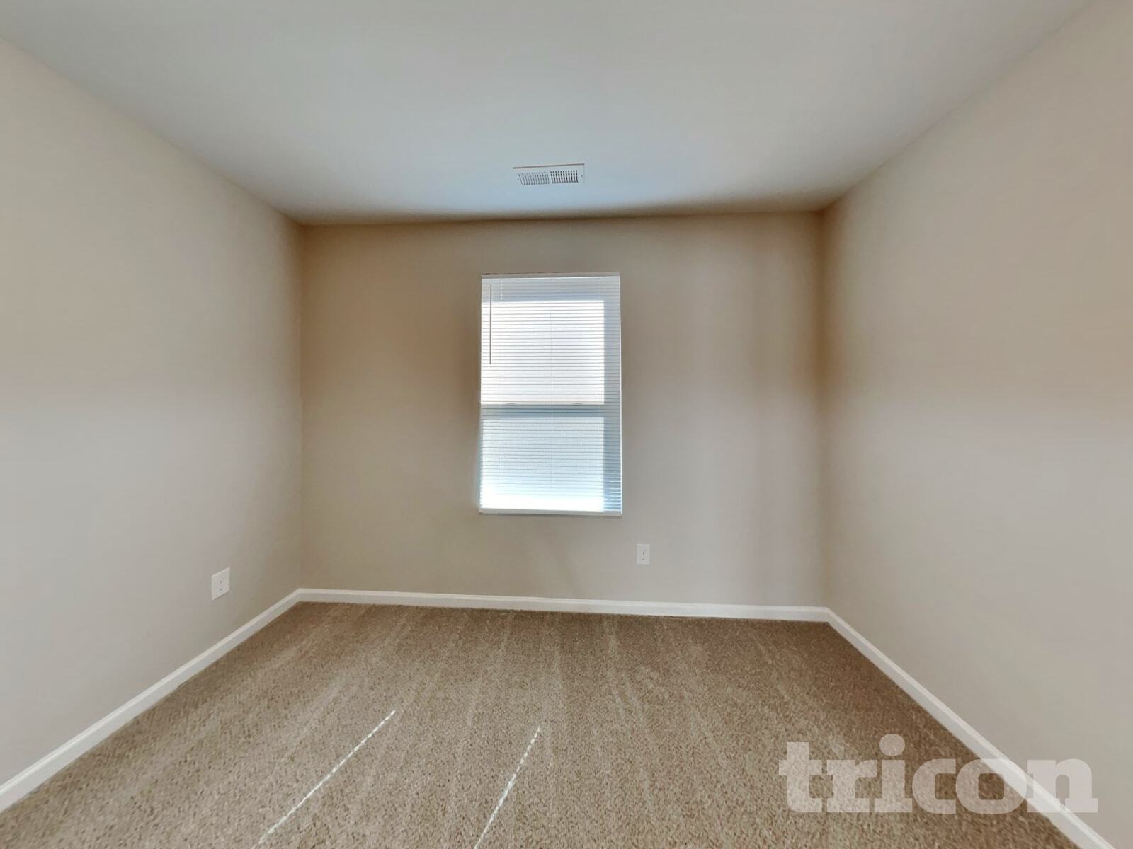 Building Photo - 1705 Sawtooth Ct